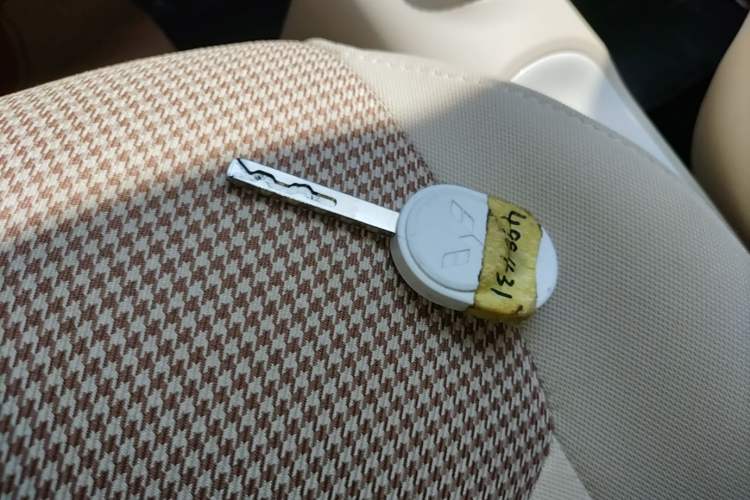Used Wuling Hongguang MINIEV 2024 3rd Generation 215km Advanced Version Vehicle Key