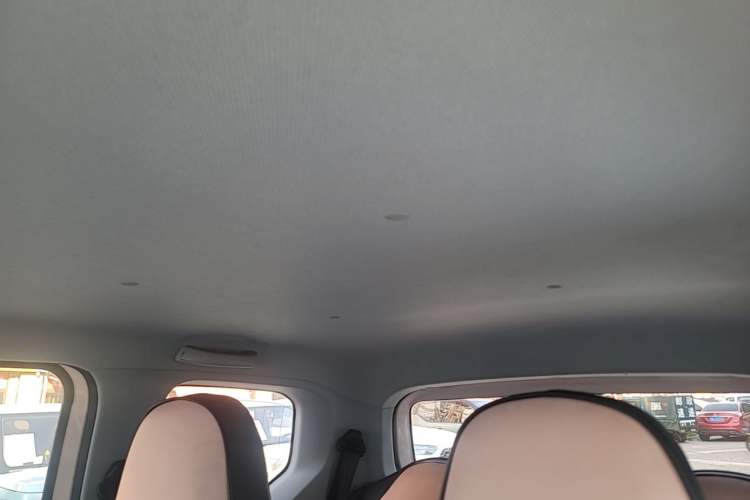 Used Wuling Hongguang MINIEV 2024 3rd Generation 215km Advanced Version Headliner