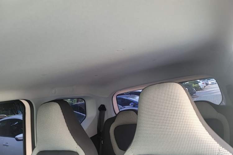 Used Wuling Hongguang MINIEV 2024 3rd Generation 215km Youth Edition Headliner