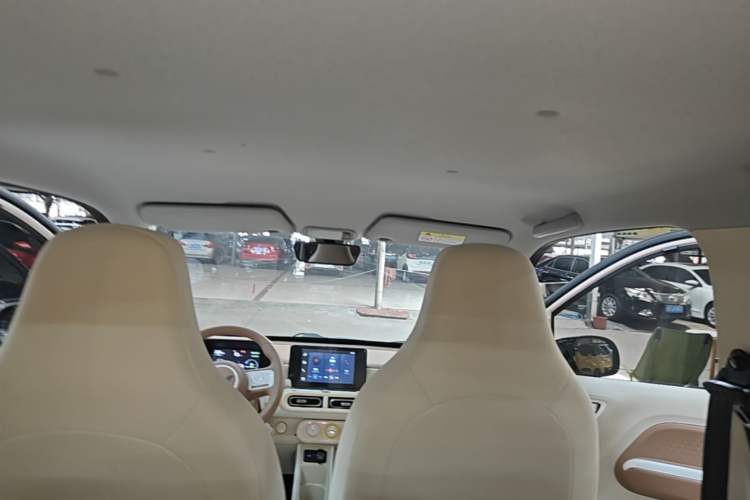 Used Wuling Hongguang MINIEV 2024 3rd Generation 215km Advanced Version Headliner