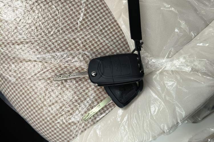 Used Wuling Hongguang MINIEV 2024 3rd Generation 215km Youth Edition Interior 1