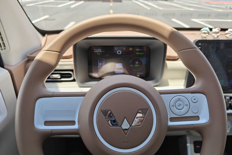 Used Wuling Hongguang MINIEV 2024 3rd Generation 215km Youth Edition Interior 1