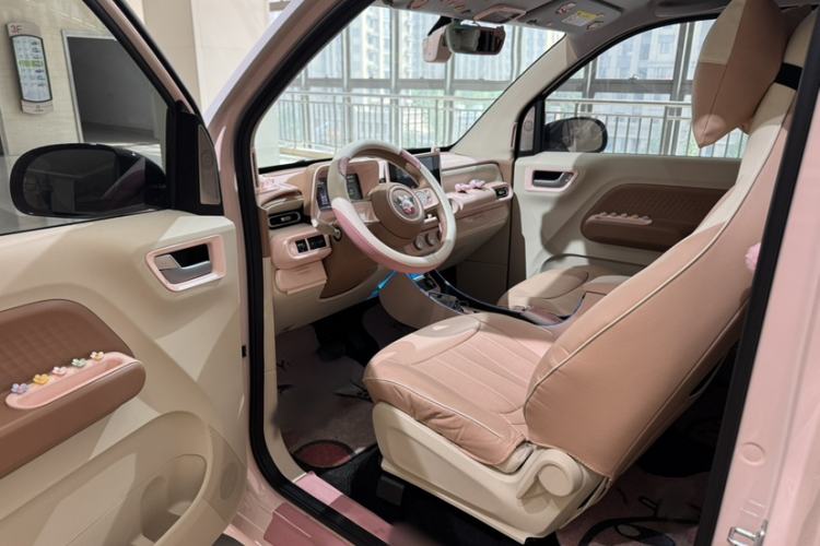 Used Wuling Hongguang MINIEV 2024 3rd Generation 215km Advanced Version Interior 2
