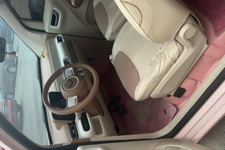 Used Wuling Hongguang MINIEV 2024 3rd Generation 215km Youth Edition Interior 3