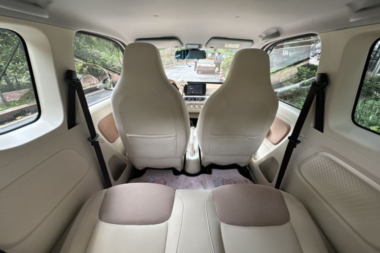 Used Wuling Hongguang MINIEV 2024 3rd Generation 215km Advanced Version Interior 6