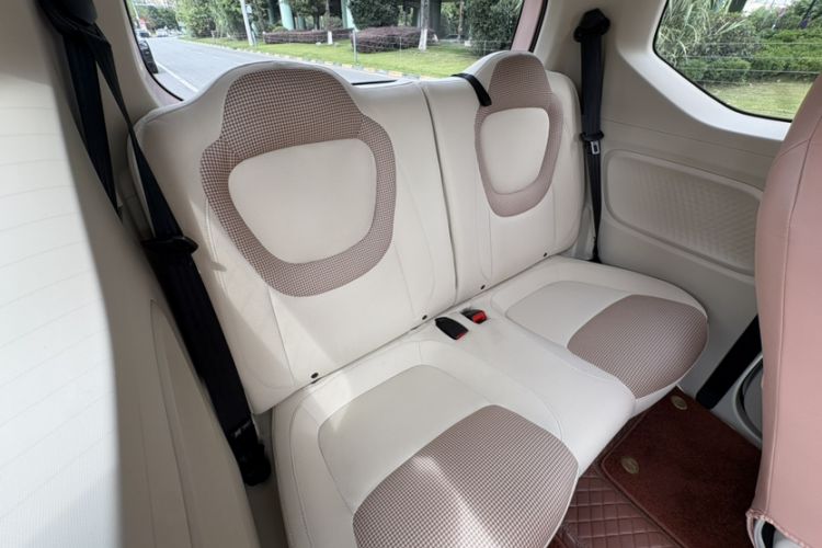 Used Wuling Hongguang MINIEV 2024 3rd Generation 215km Youth Edition Interior 6