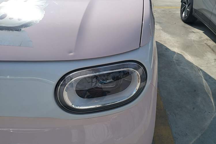 Used Wuling Hongguang MINIEV 2024 3rd Generation 215km Youth Edition Left Front Headlight