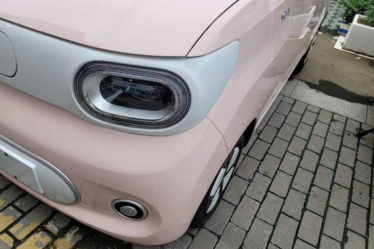 Used Wuling Hongguang MINIEV 2024 3rd Generation 215km Youth Edition Left Front Headlight