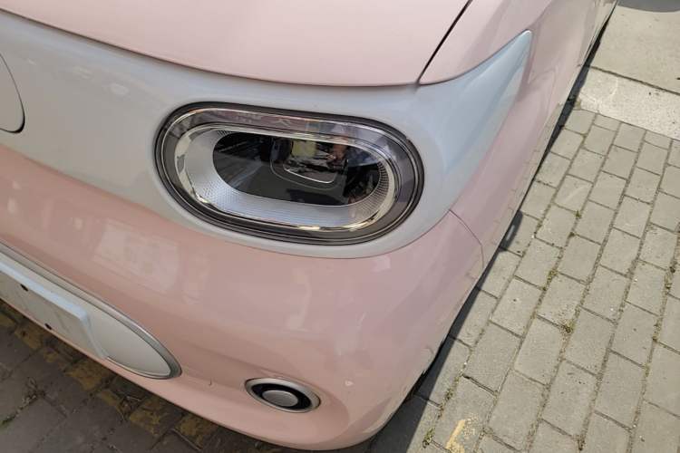 Used Wuling Hongguang MINIEV 2024 3rd Generation 215km Youth Edition Left Front Headlight