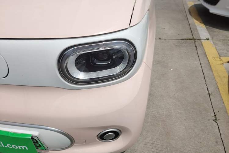 Used Wuling Hongguang MINIEV 2024 3rd Generation 215km Youth Edition Left Front Headlight