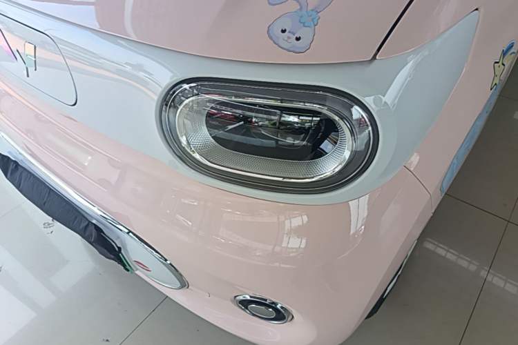 Used Wuling Hongguang MINIEV 2024 3rd Generation 215km Advanced Version Left Front Headlight
