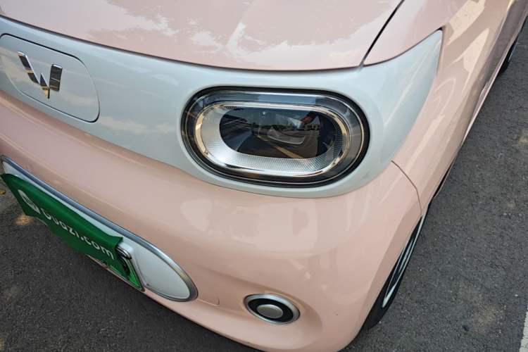 Used Wuling Hongguang MINIEV 2024 3rd Generation 215km Youth Edition Left Front Headlight
