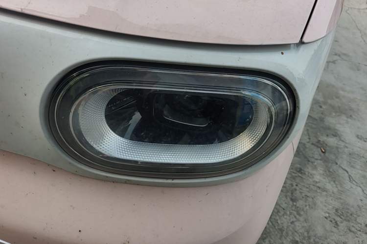 Used Wuling Hongguang MINIEV 2024 3rd Generation 215km Youth Edition Left Front Headlight