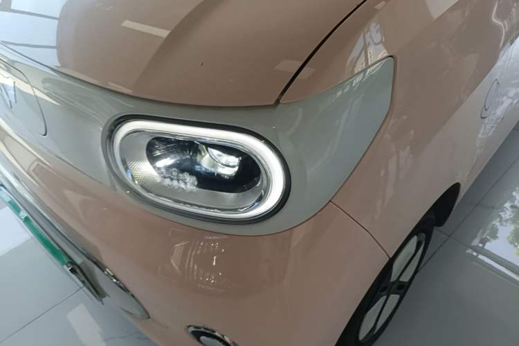Used Wuling Hongguang MINIEV 2024 3rd Generation 215km Advanced Version Left Front Headlight