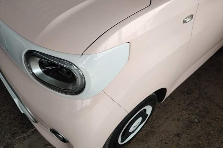 Used Wuling Hongguang MINIEV 2024 3rd Generation 215km Youth Edition Left Front Headlight