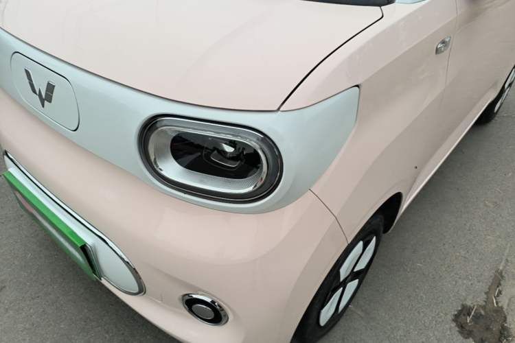 Used Wuling Hongguang MINIEV 2024 3rd Generation 215km Advanced Version Left Front Headlight