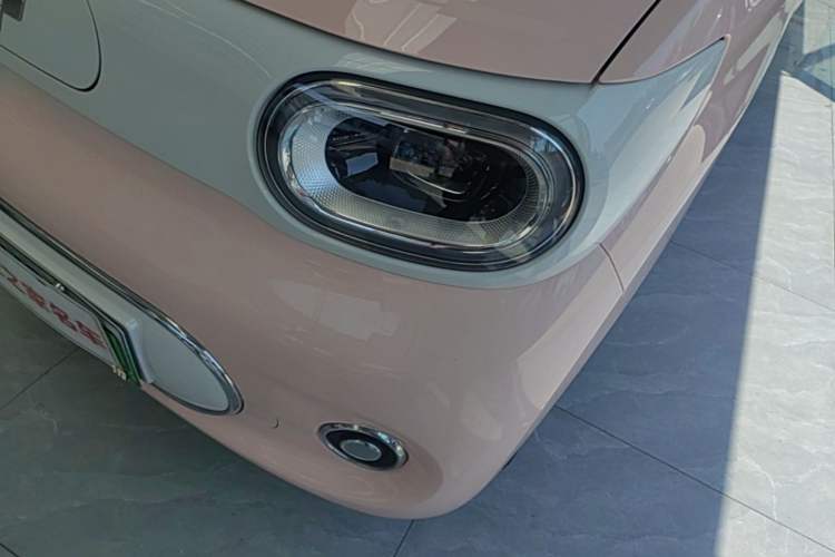 Used Wuling Hongguang MINIEV 2024 Third Generation 120 km Left Front Headlight