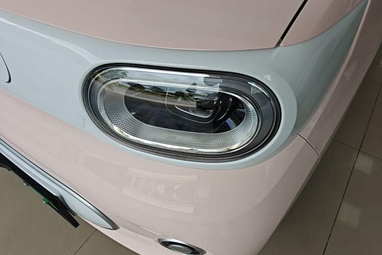 Used Wuling Hongguang MINIEV 2024 3rd Generation 215km Youth Edition Left Front Headlight