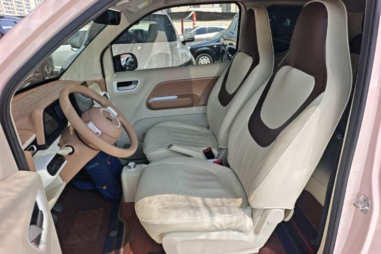 Used Wuling Hongguang MINIEV 2024 3rd Generation 215km Youth Edition Left Front Seat