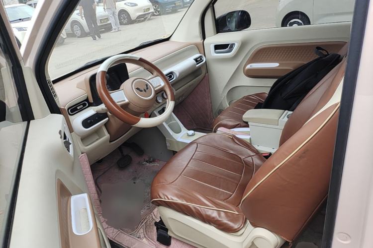 Used Wuling Hongguang MINIEV 2024 3rd Generation 215km Youth Edition Left Front Seat
