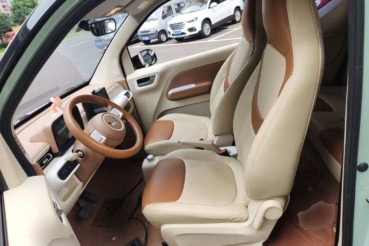 Used Wuling Hongguang MINIEV 2024 3rd Generation 215km Youth Edition Left Front Seat