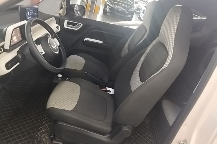 Used Wuling Hongguang MINIEV 2024 3rd Generation 215km Youth Edition Left Front Seat