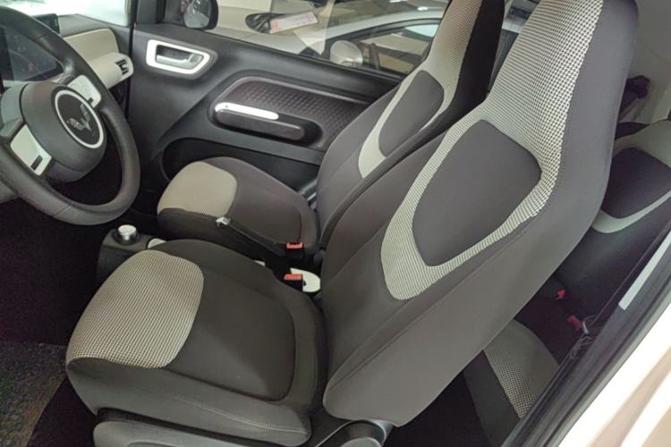 Used Wuling Hongguang MINIEV 2024 3rd Generation 215km Advanced Version Left Front Seat