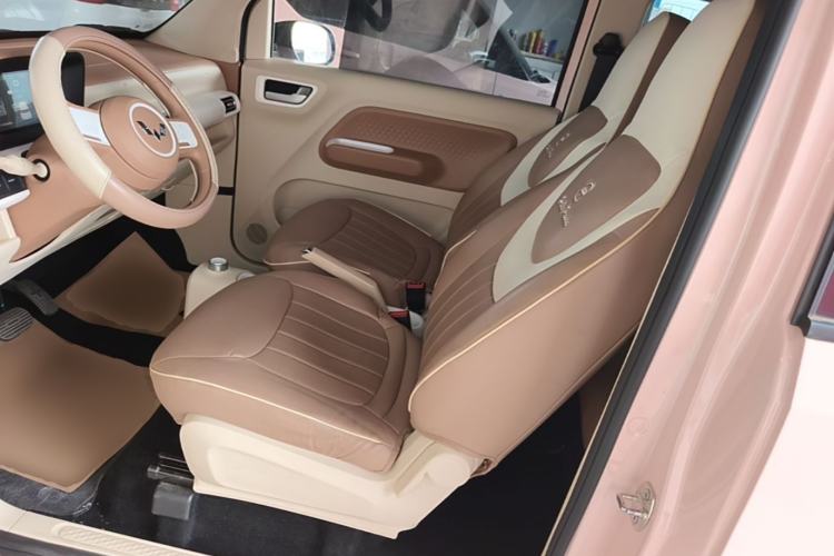 Used Wuling Hongguang MINIEV 2024 3rd Generation 215km Youth Edition Left Front Seat