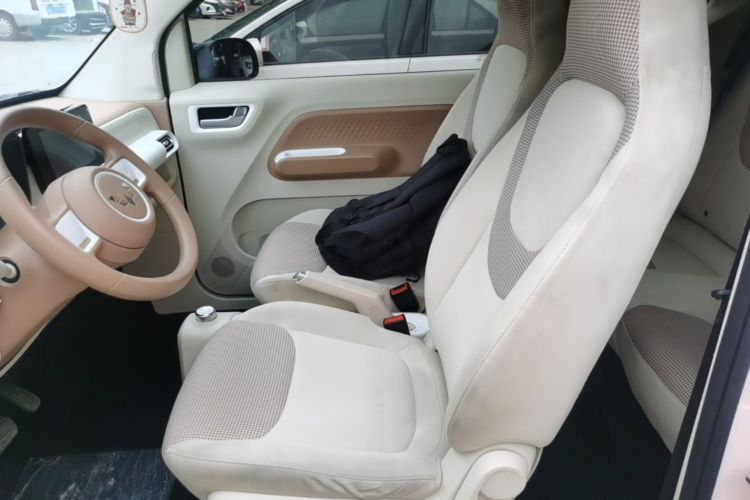 Used Wuling Hongguang MINIEV 2024 3rd Generation 170 km Left Front Seat