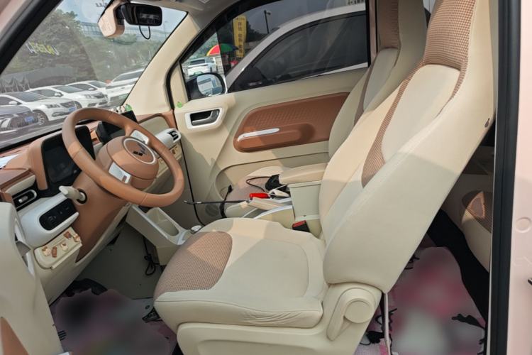Used Wuling Hongguang MINIEV 2024 3rd Generation 215km Youth Edition Left Front Seat