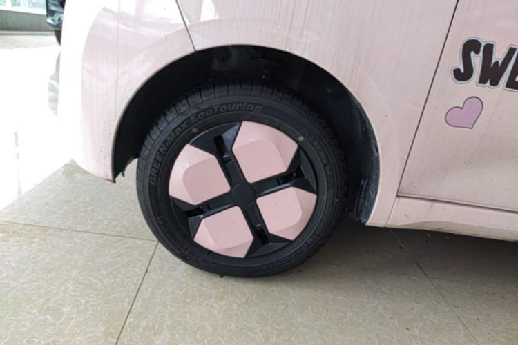 Used Wuling Hongguang MINIEV 2024 3rd Generation 215km Youth Edition Left Front Wheel Hub