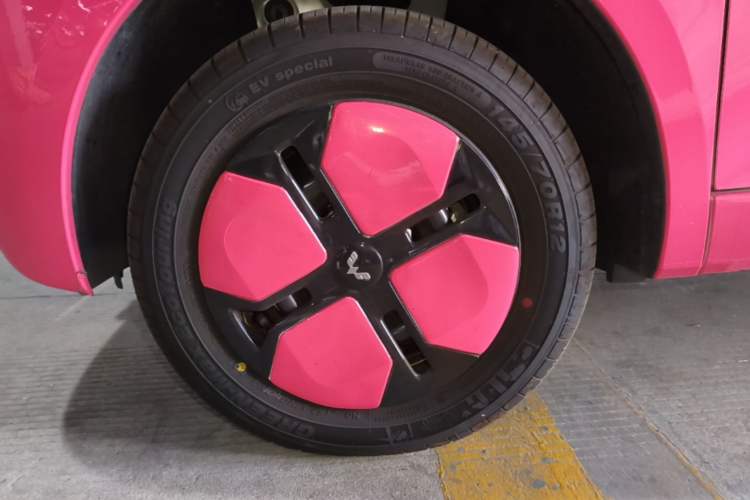 Used Wuling Hongguang MINIEV 2024 3rd Generation 215km Youth Edition Left Front Wheel Hub