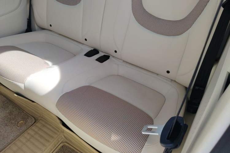 Used Wuling Hongguang MINIEV 2024 3rd Generation 215km Advanced Version Left Rear Seat