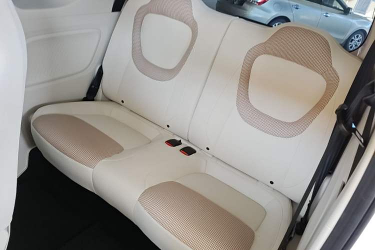 Used Wuling Hongguang MINIEV 2024 3rd Generation 215km Youth Edition Left Rear Seat