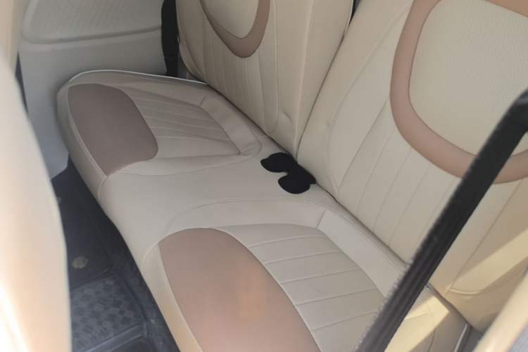 Used Wuling Hongguang MINIEV 2024 3rd Generation 215km Youth Edition Left Rear Seat
