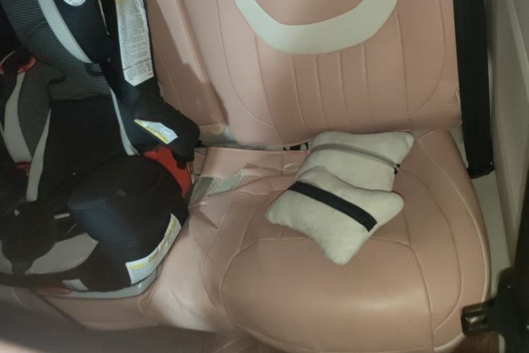 Used Wuling Hongguang MINIEV 2024 3rd Generation 215km Youth Edition Left Rear Seat