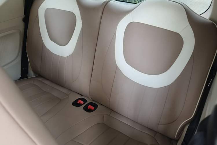 Used Wuling Hongguang MINIEV 2024 3rd Generation 215km Youth Edition Left Rear Seat