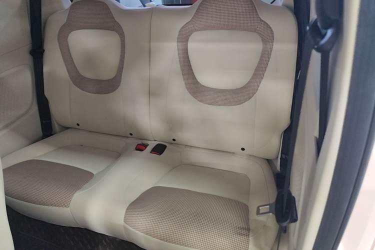 Used Wuling Hongguang MINIEV 2024 3rd Generation 215km Youth Edition Left Rear Seat