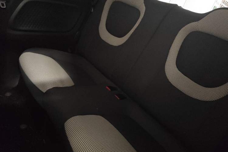 Used Wuling Hongguang MINIEV 2024 3rd Generation 215km Advanced Version Left Rear Seat