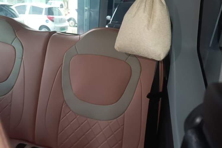 Used Wuling Hongguang MINIEV 2024 3rd Generation 170 km Left Rear Seat