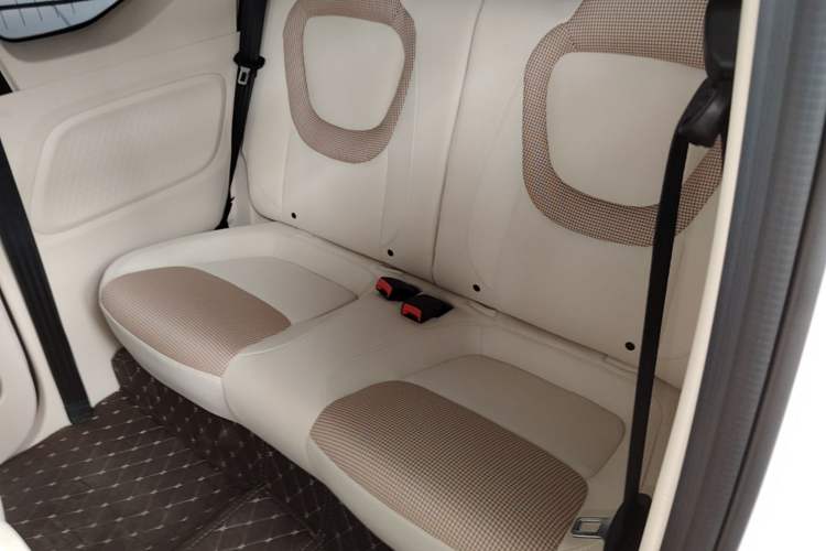 Used Wuling Hongguang MINIEV 2024 3rd Generation 215km Youth Edition Left Rear Seat