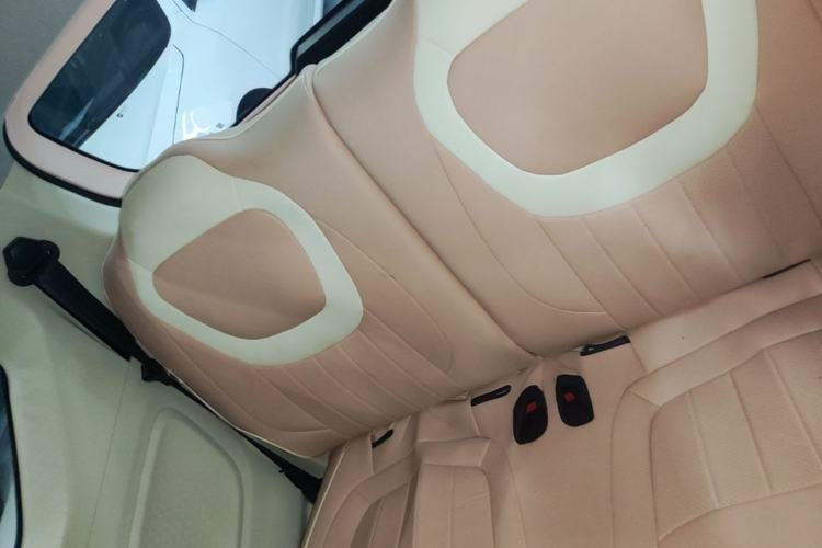 Used Wuling Hongguang MINIEV 2024 3rd Generation 215km Advanced Version Left Rear Seat
