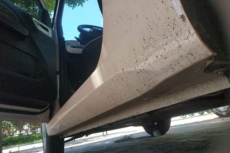 Used Wuling Hongguang MINIEV 2024 3rd Generation 215km Youth Edition Left Side Sill