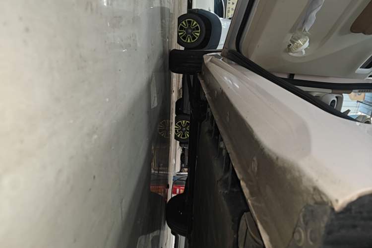 Used Wuling Hongguang MINIEV 2024 3rd Generation 215km Youth Edition Left Side Sill