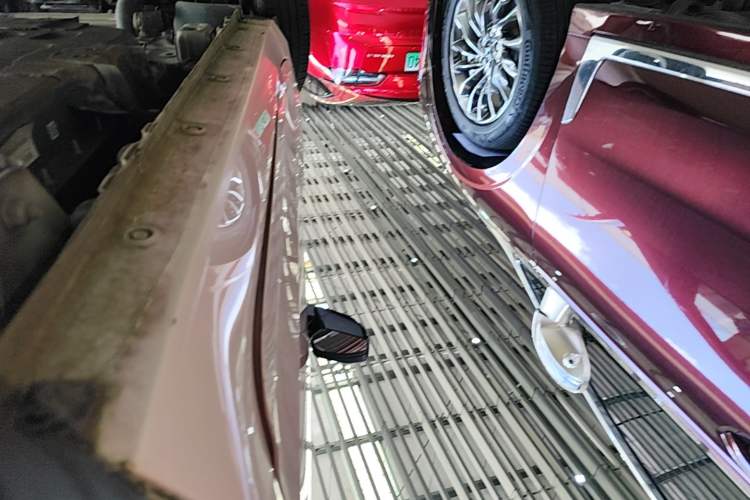 Used Wuling Hongguang MINIEV 2024 3rd Generation 170 km Left Side Sill