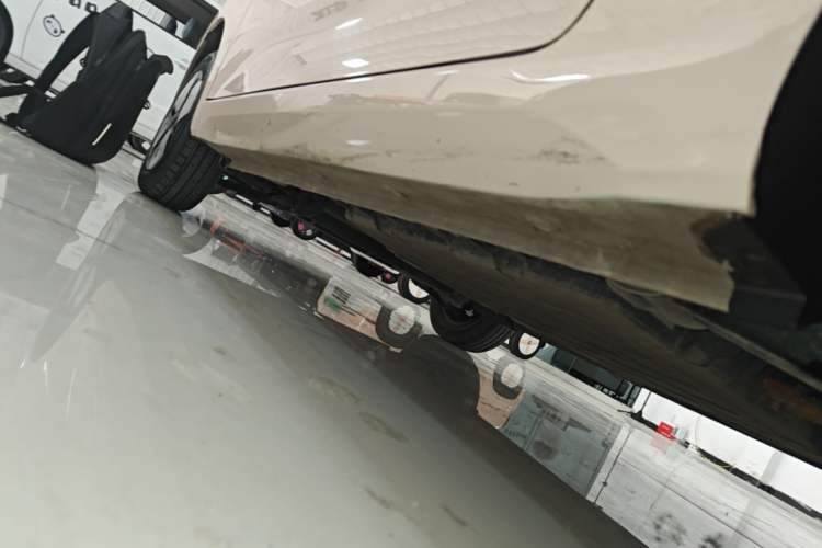Used Wuling Hongguang MINIEV 2024 3rd Generation 215km Advanced Version Left Side Sill