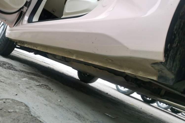 Used Wuling Hongguang MINIEV 2024 3rd Generation 170 km Left Side Sill