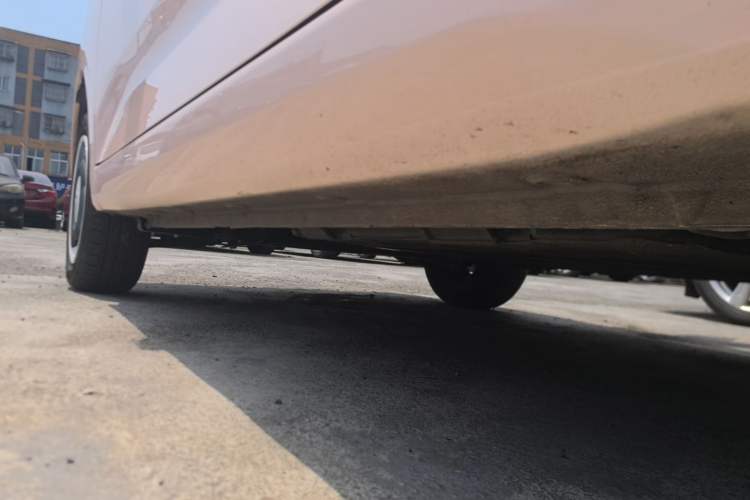 Used Wuling Hongguang MINIEV 2024 3rd Generation 215km Youth Edition Left Side Sill