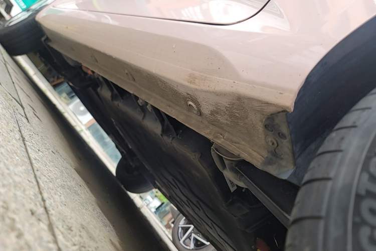 Used Wuling Hongguang MINIEV 2024 3rd Generation 215km Youth Edition Left Side Sill