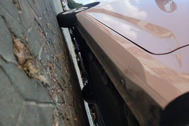 Used Wuling Hongguang MINIEV 2024 3rd Generation 215km Youth Edition Left Side Sill